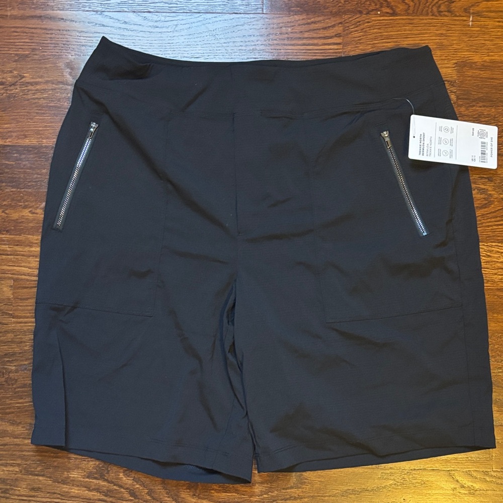 Athleta Black Trekkie North Bermuda Shorts